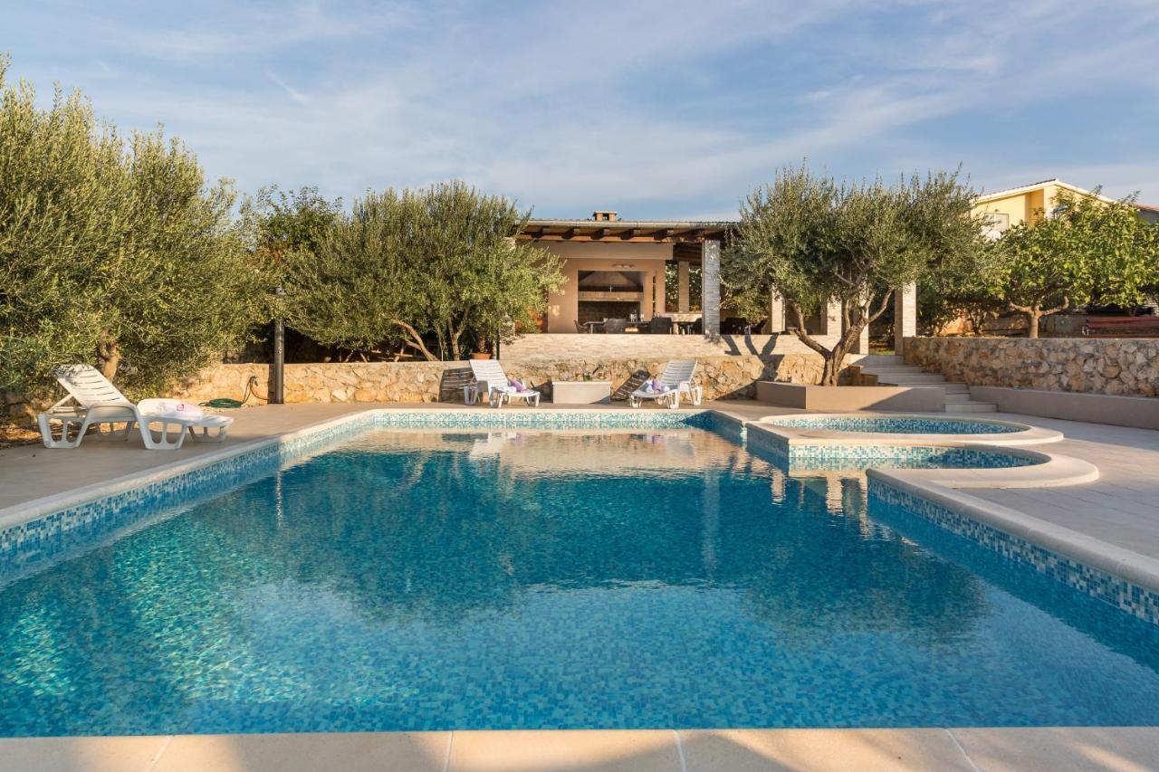 Villa Zlatni Dvori Zadarvillas Ražanac Εξωτερικό φωτογραφία